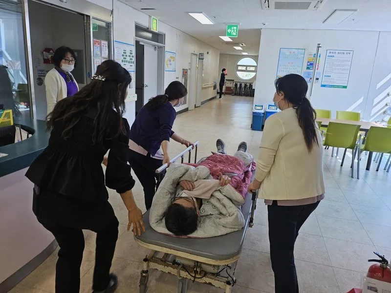 진도군, 산불 취약 의료기관 대피 훈련 - 안전 뉴스 | 코리아NEWS