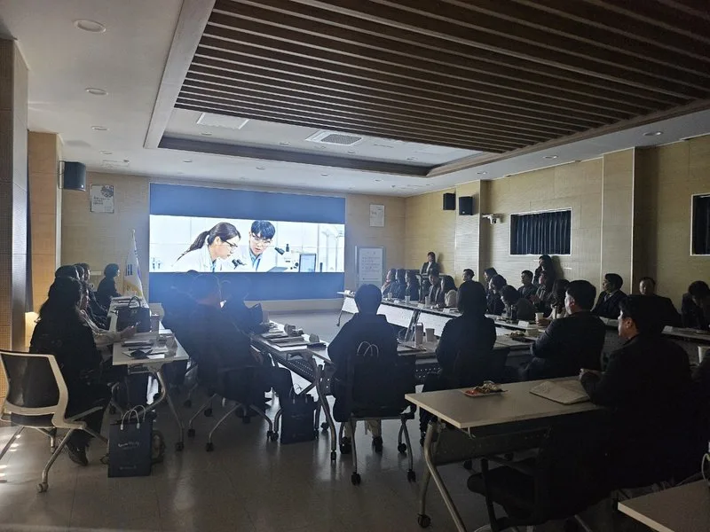 화순교육지원청, 2026 상반기 유․초․중․고 학교장 회의 개최 - 교육 뉴스 | 코리아NEWS