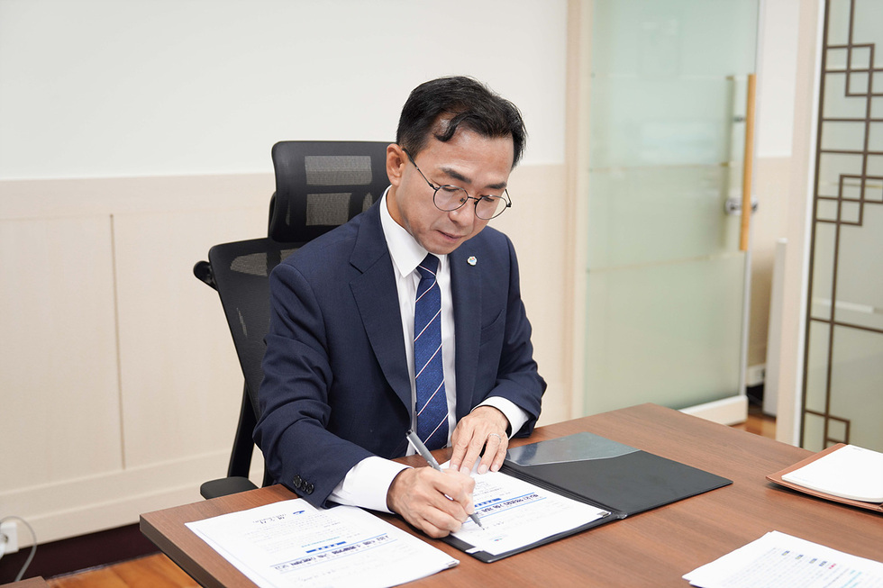 서영학 여수시장, 취임 첫날 ‘시민 주권 행정’ 선포