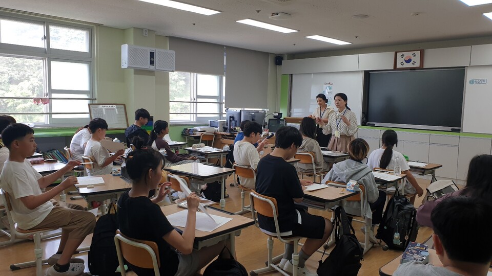 성산초, SDGs 주제로 ‘그림책 작가’ 변신…지구를 살리는 꿈