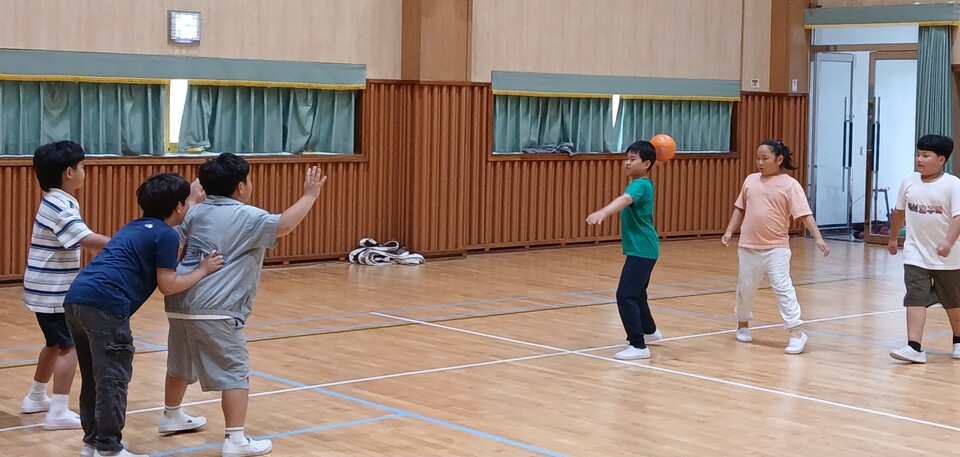 작은학교의 특별한 울림, 칠량초-대구초 공동체육수업 성공