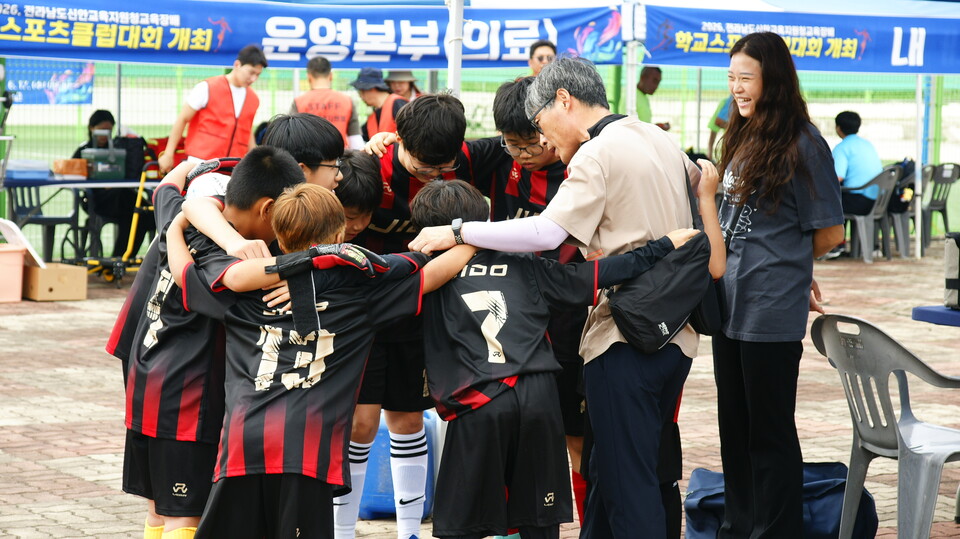 신안교육지원청, 학교스포츠클럽 대회 개최로 활기찬 학교문화 조성