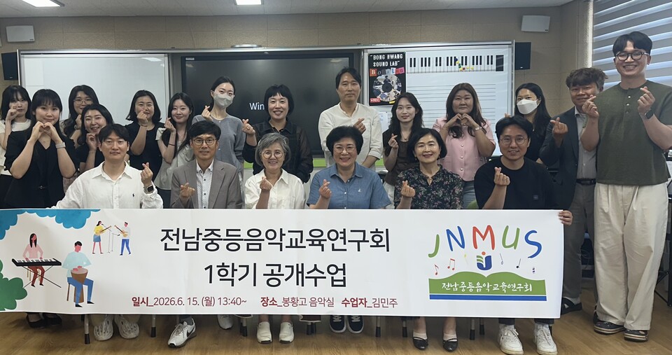 시가 노래가 되는 법, AI 시대에 필요한 인간다움 교육