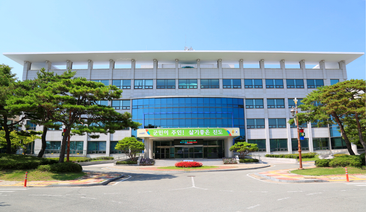 진도군, 농어민 공익수당 미지급분 10만 원 순회 지급