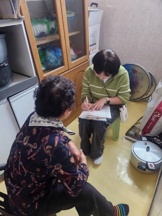 진도군 치매안심센터, 예방부터 돌봄까지 ‘패키지’ 지원