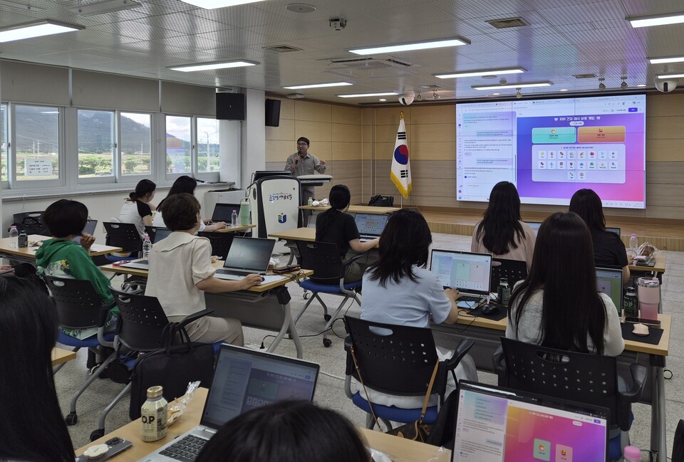 영암교육지원청, 생성형 AI 활용 연수로 유치원 교사 역량 강화