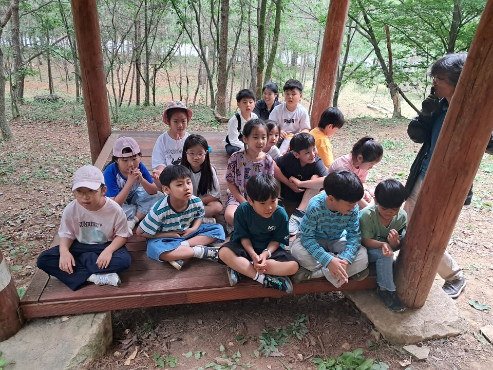숲속에 작은 보금자리를 꿈꾸다, 옥과초의 생명 존중 교육