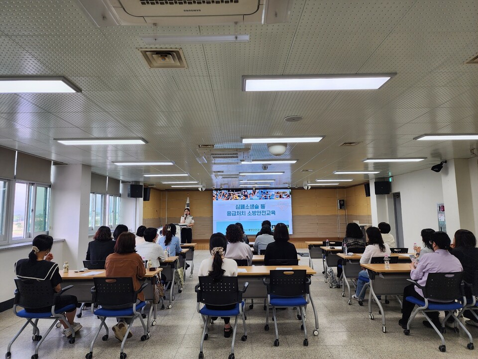 영암교육지원청, ‘골든타임’ 지킨다…학교 현장 심폐소생술 집중 지원