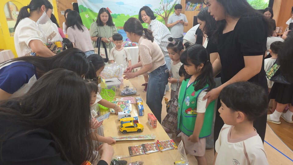 광양중진초유치원, ‘장난감 이어달리기’로 배우는 지구 사랑