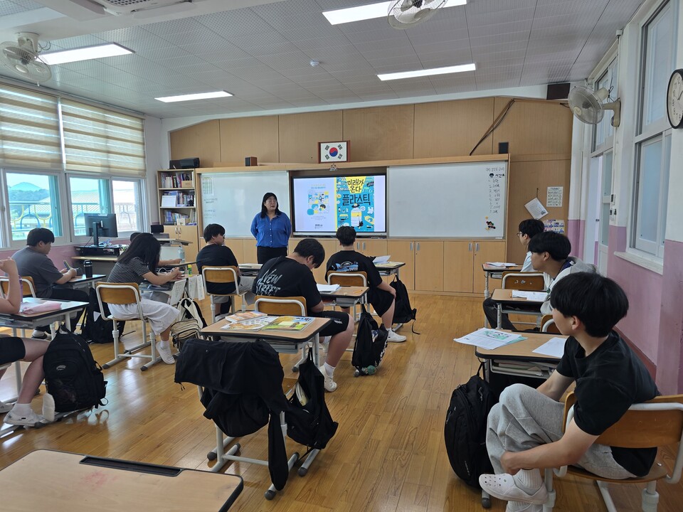 AI 시대 대비, 장성황룡중 '질문하는 힘' 키운다