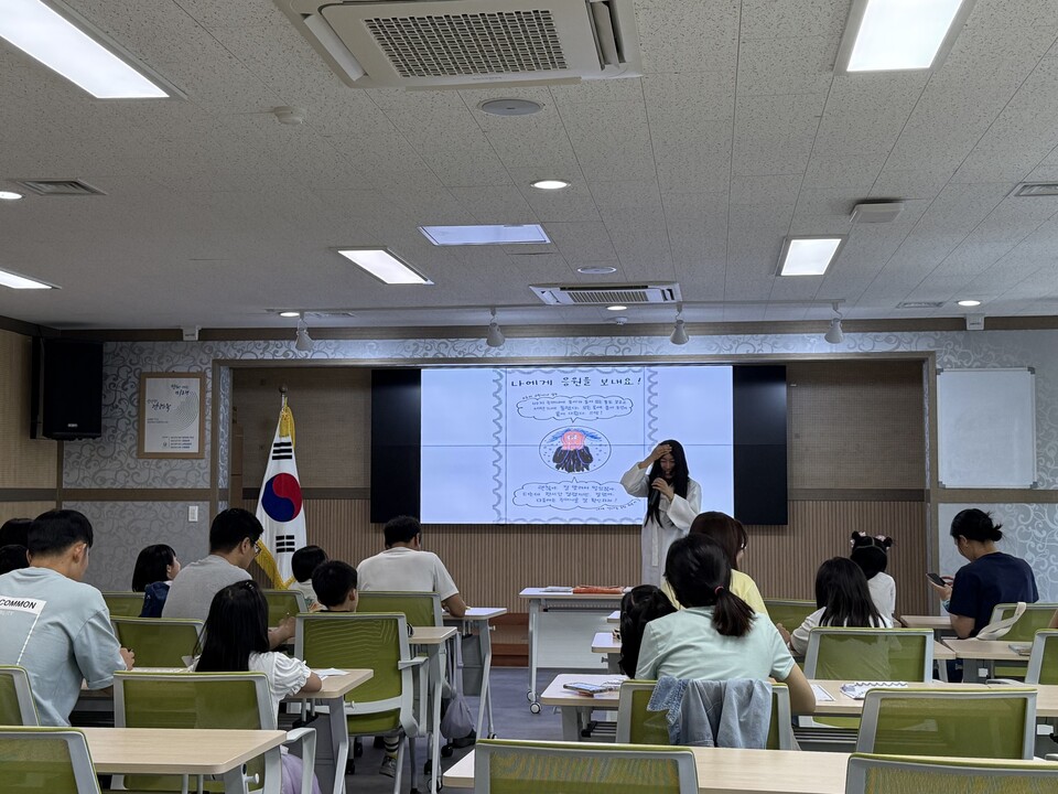 나주도서관, 진수경 작가와 따뜻한 ‘그림책 속으로’ 시간