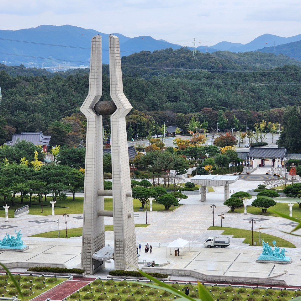 5·18 모독한 '탱크데이', 기업 마케팅의 역사 망각과 도덕적 해이