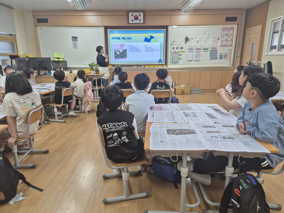 도심 속 자연을 품다, 목포한빛초 마을 연계 원예활동