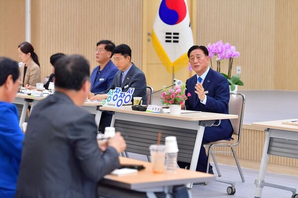 장성군, 민선9기 출범과 동시에 '광폭 소통' 돌입…지역 현안 격의 없이 논의 - 행정 | 코리아NEWS