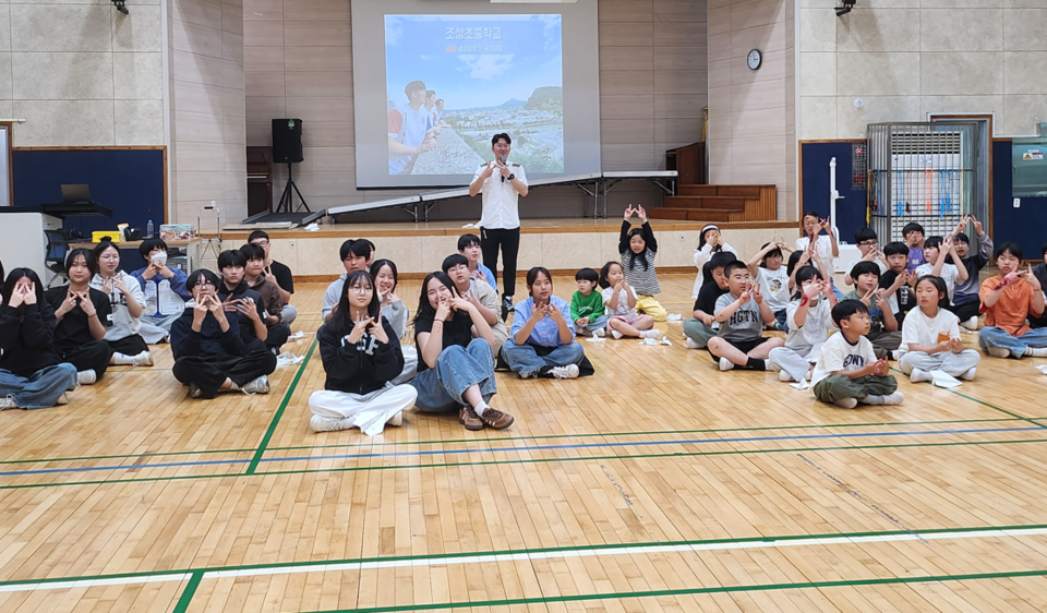 나도 파일럿! 종이비행기 국가대표와 함께 꿈을 날리다