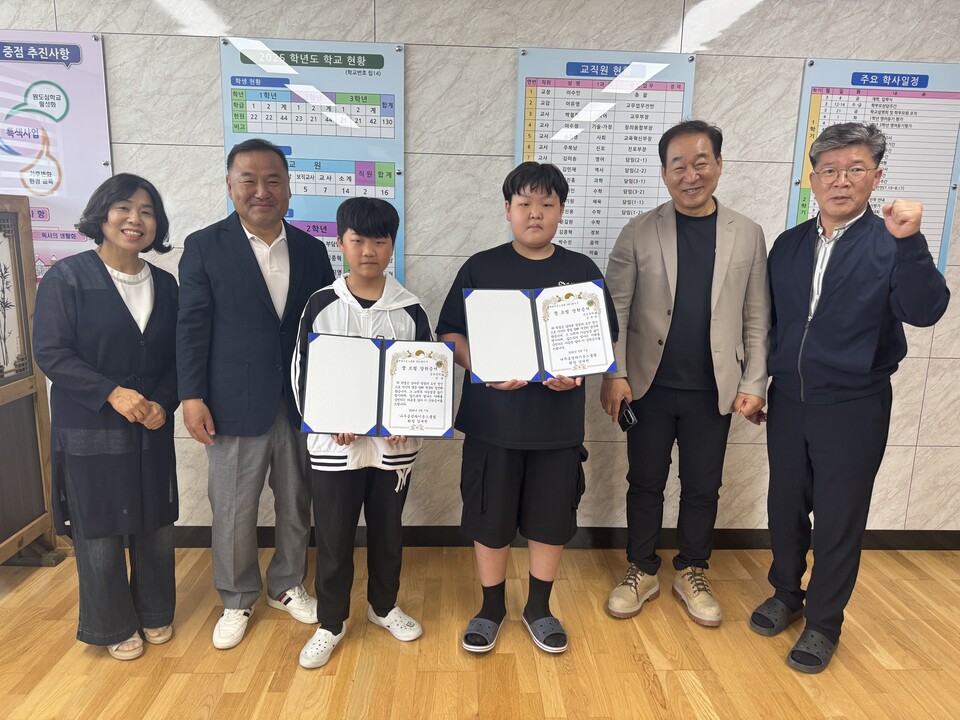 나주 라이온스클럽, 금성중 후배들에 ‘꿈 드림 장학금’ 전달