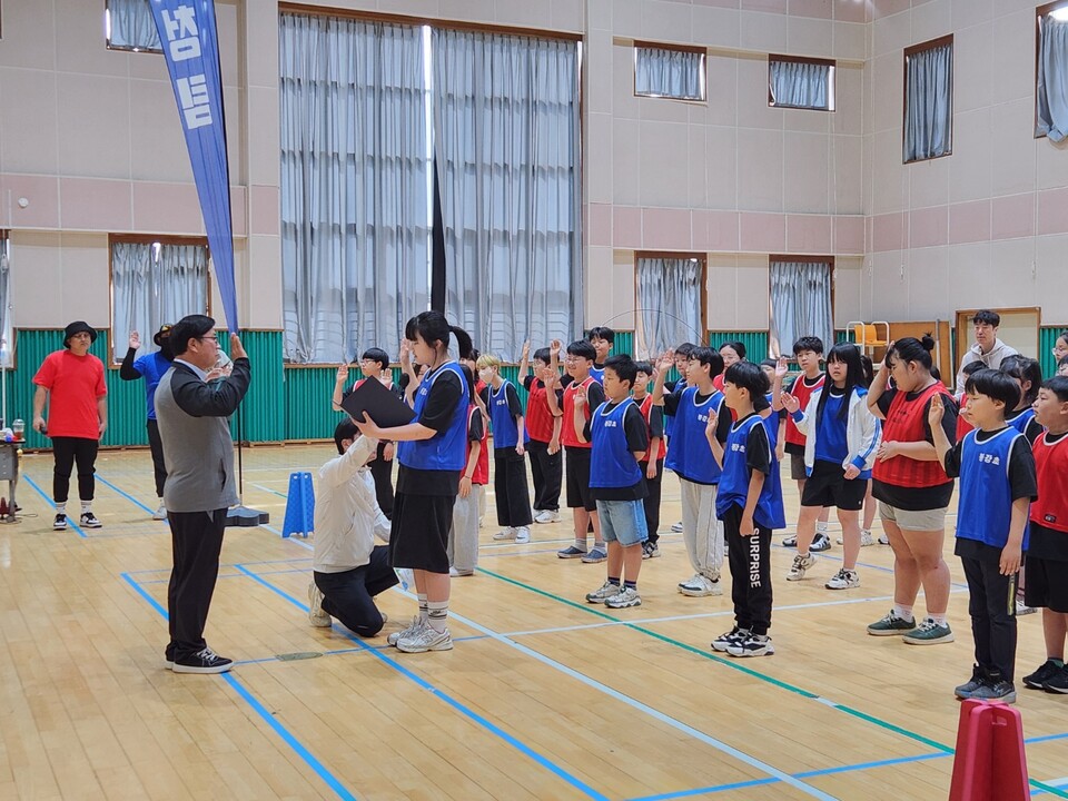 봉강초, 웃어른과 함께하는 ‘한마당 축제’로 효심 실천