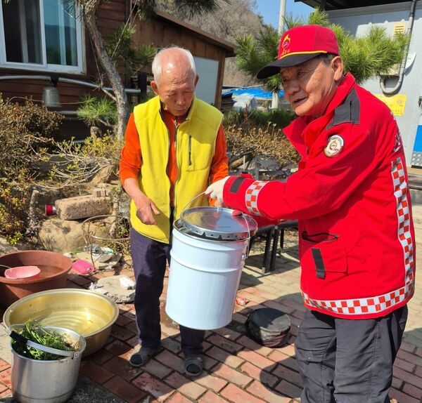 장성군, 화목보일러 화재 예방 위한 재처리 용기 전격 보급
