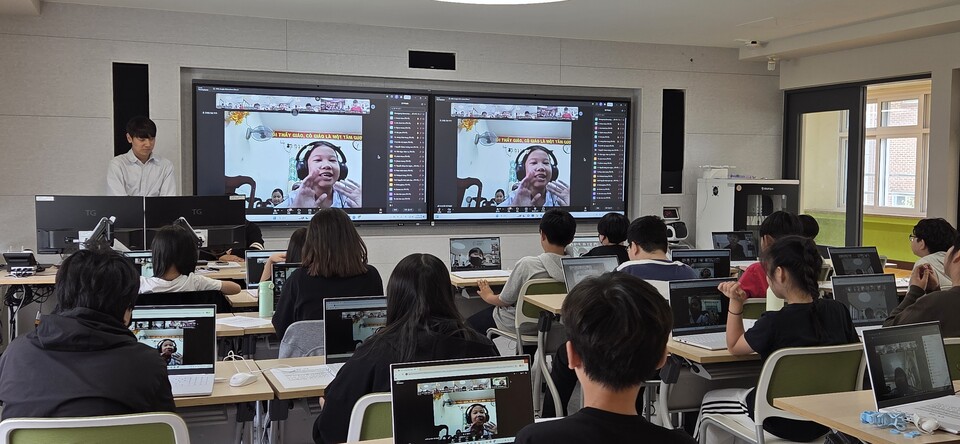 광양중진초, 베트남 학교와 첫 온라인 교류.. 세계시민성 키운다