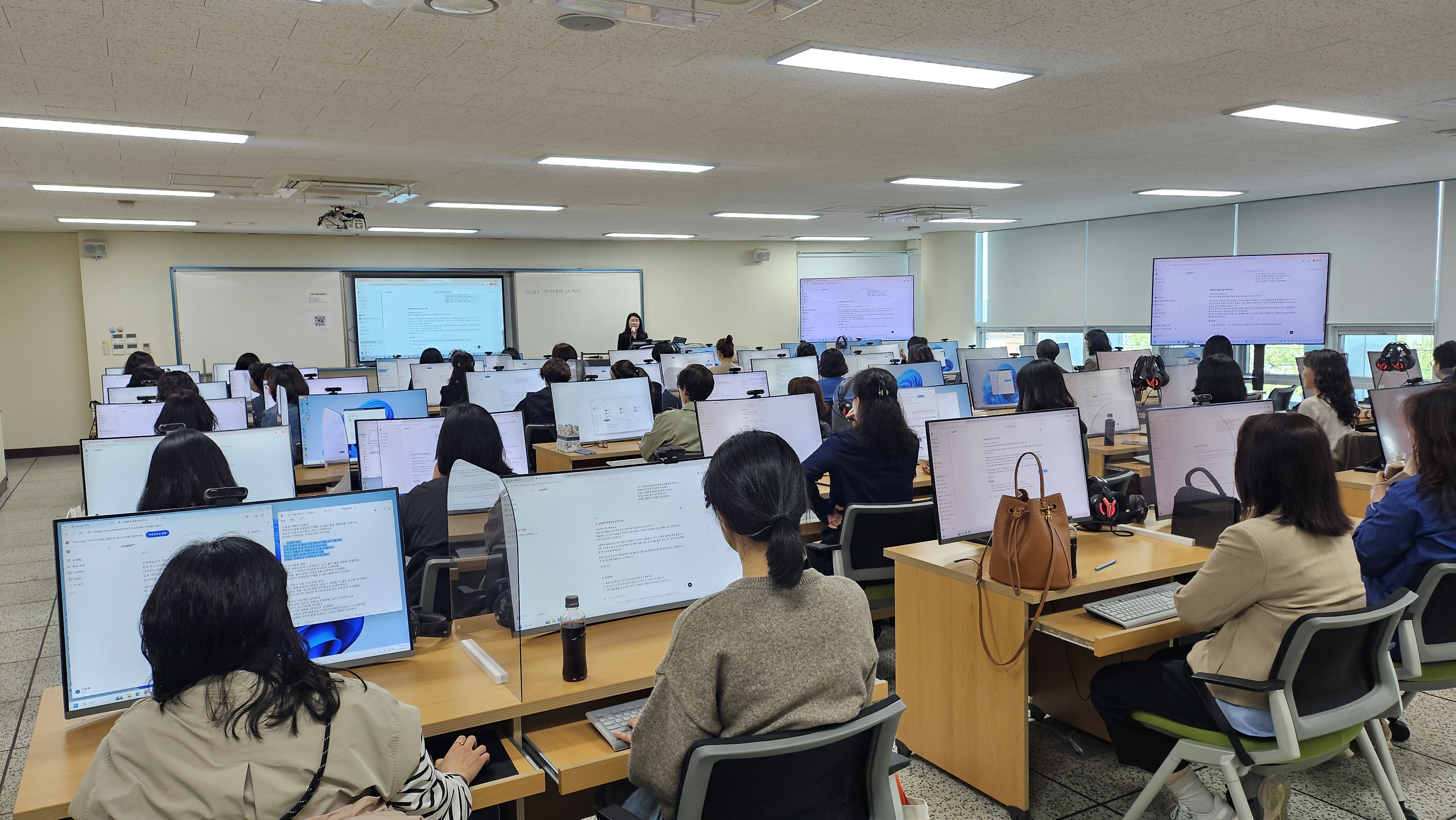 광주시교육청, 늘봄실무사 업무 효율 높인다…AI 스마트워크 연수