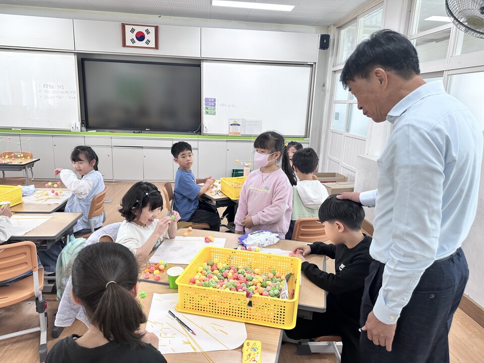 학생이 주도한 과학 융합 축제, 화순초 ‘2026 창의과학 SW한마당’ 개최