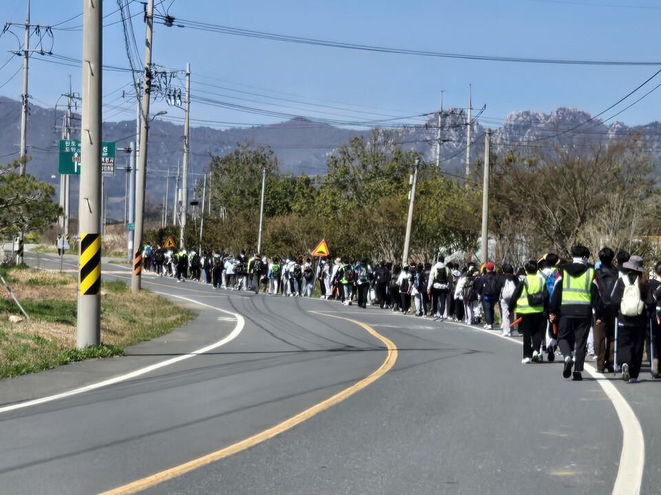 다산 유배길 38km, 청람중학교 신입생들의 성장 여정
