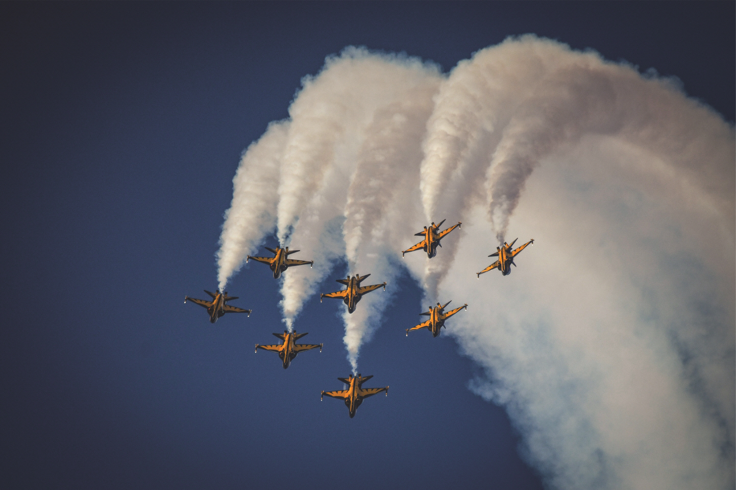 블랙이글스, 고흥우주항공축제 개막식서 화려한 비상… T-50B 곡예
