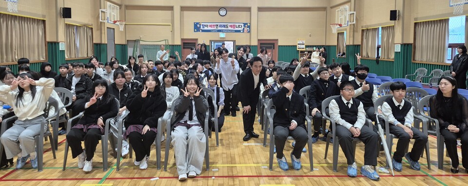 진도교육지원청, 찾아가는 문화예술 콘서트로 학생들에게 감성 전달
