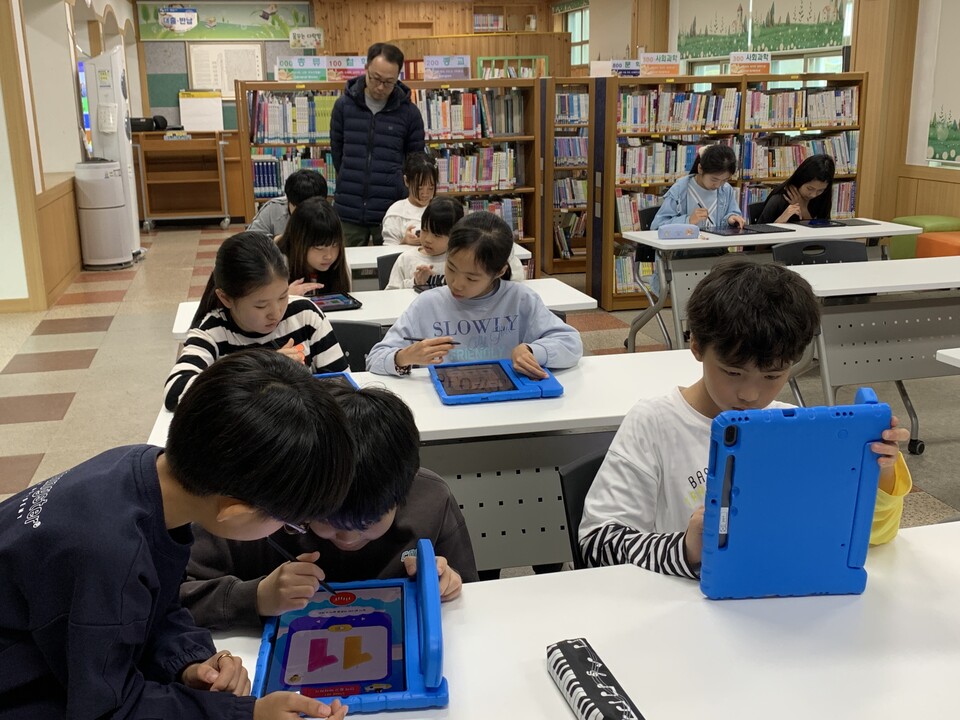 함평 영어교과연구회, AI펭톡으로 기초학력 책임지는 새로운 교육 도약