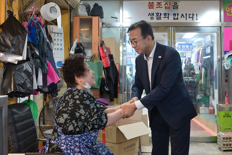 서영학 여수시장, 취임식 없이 시민 속으로… 현장 중심 행정 출범 - 행정 | 코리아NEWS