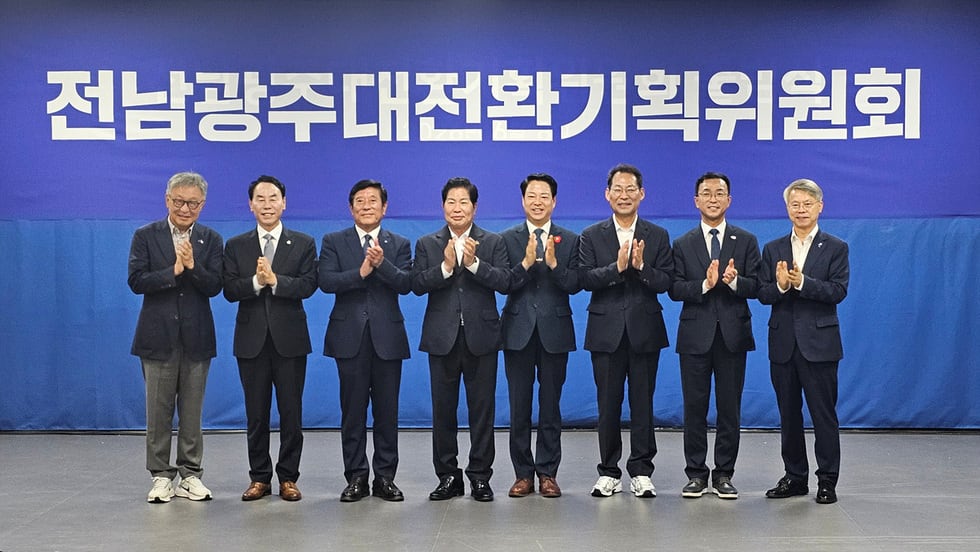 서영학 당선인, 민형배 특별시장에 여수 핵심 현안 건의