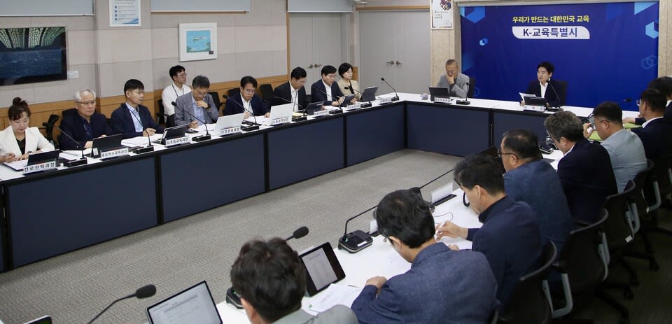 김대중 교육감, 전남·광주 교육통합 성공 위해 ‘소통’ 강화 - 교육 | 코리아NEWS