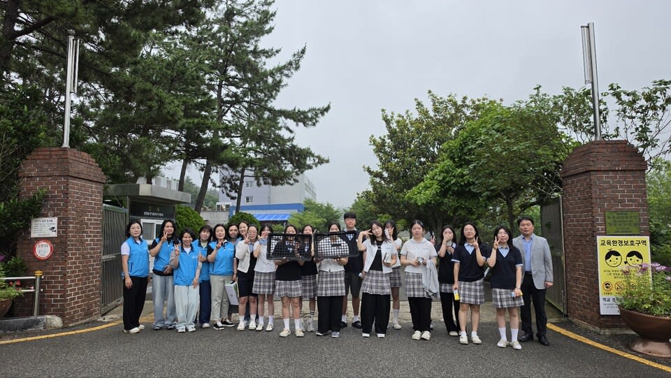 진도고, 학부모와 함께하는 따뜻한 등굣길 아침 식사 나눔 - 교육 | 코리아NEWS