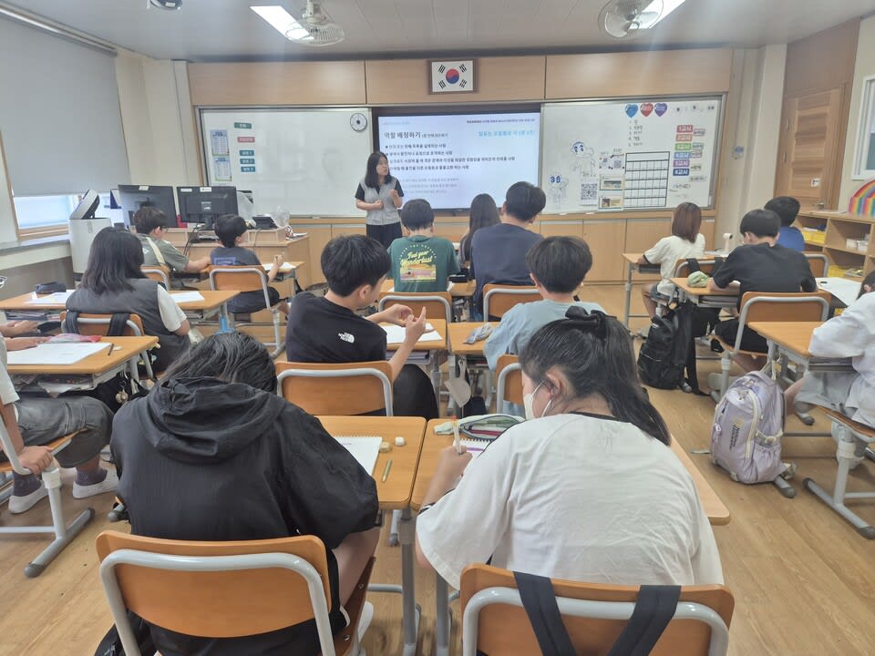 디지털 세상 속 자신 찾기, 목포한빛초의 인문학 치유 프로그램 - 교육 | 코리아NEWS