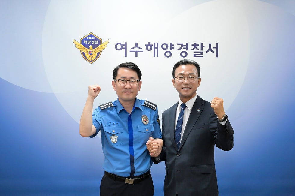 서영학 여수시장, 취임 후 첫 유관기관 방문…19개소와 소통 강화 - 행정 | 코리아NEWS