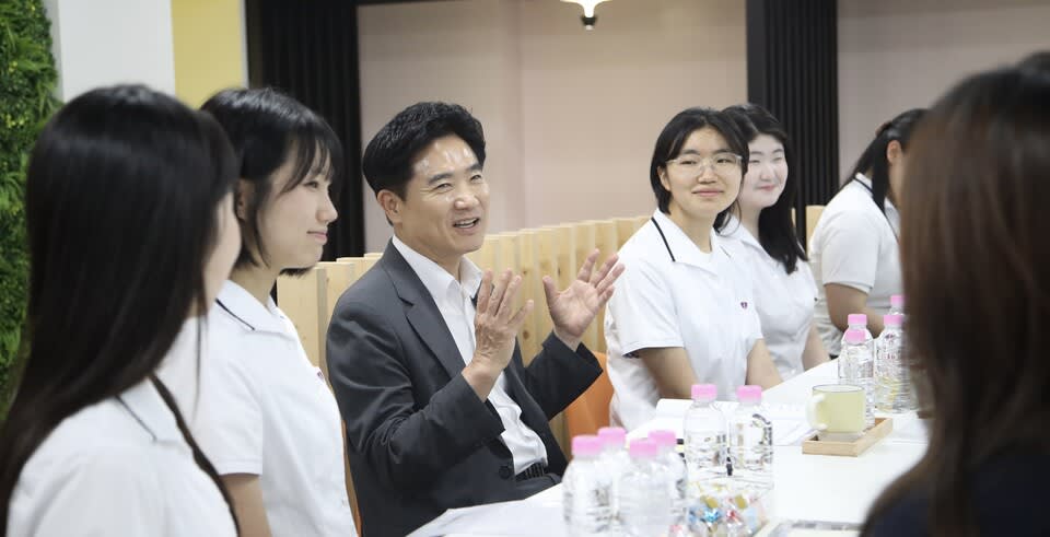 "오지선다형으로는 미래 인재 키울 수 없어"..서·논술형 평가 전면 개편