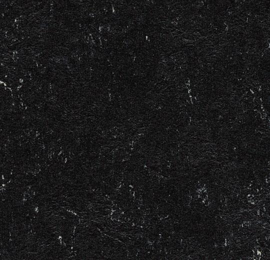2939 Black