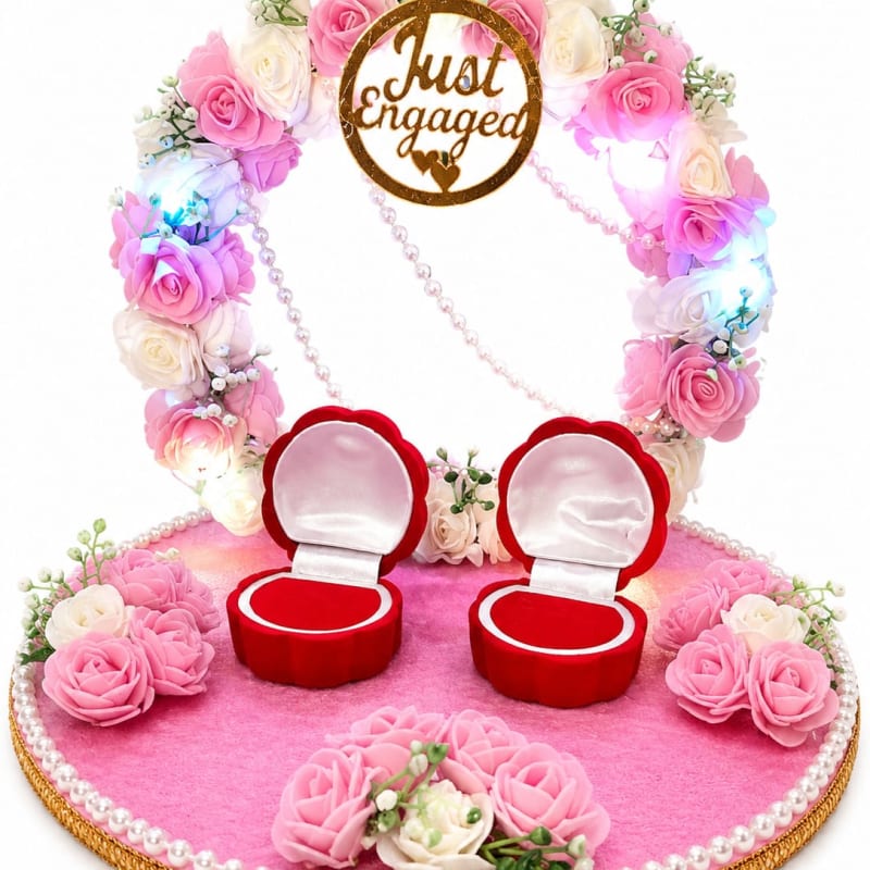 Engagement ring platter