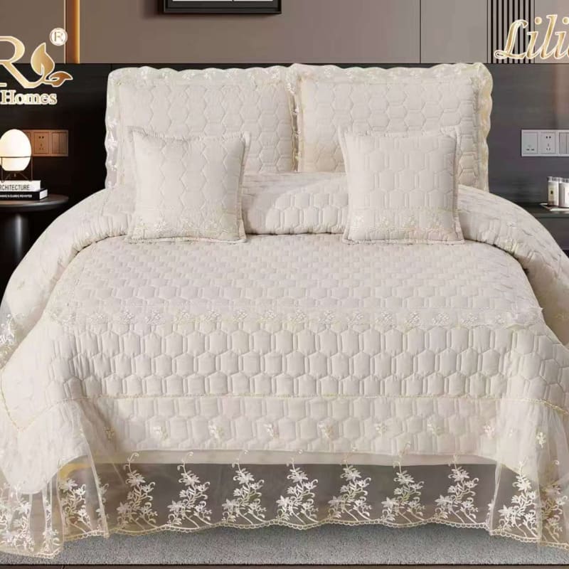 Quilted bedcover