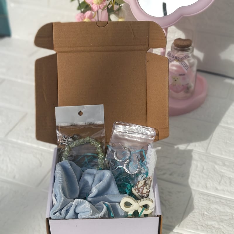 Cool Tones Mini Hamper