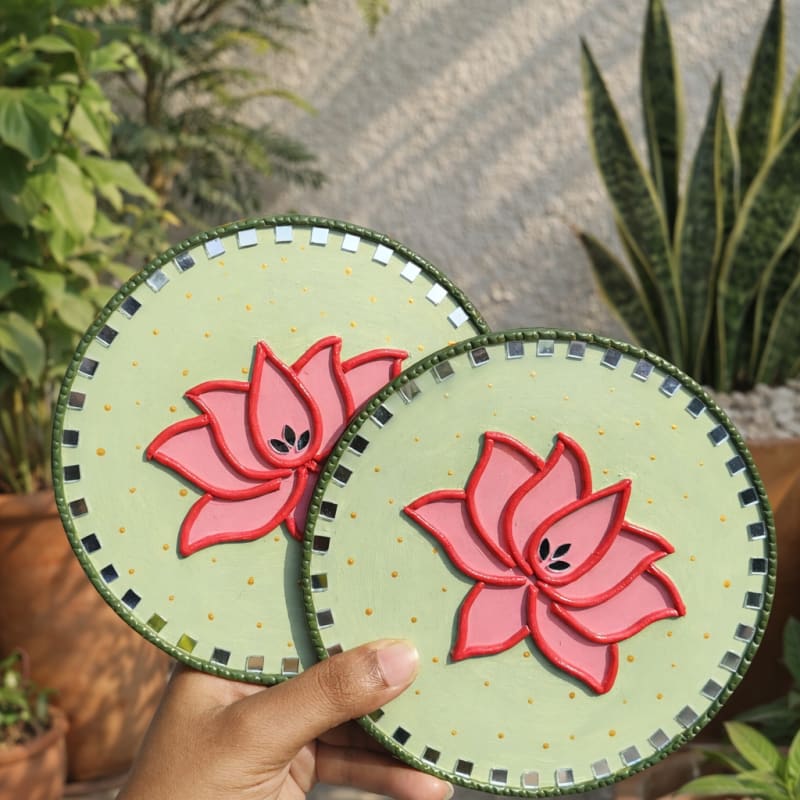 Lotus wall decor (Set of 2)
