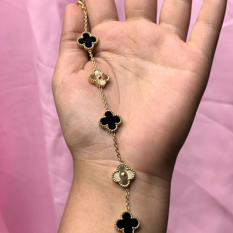Clover bracelet
