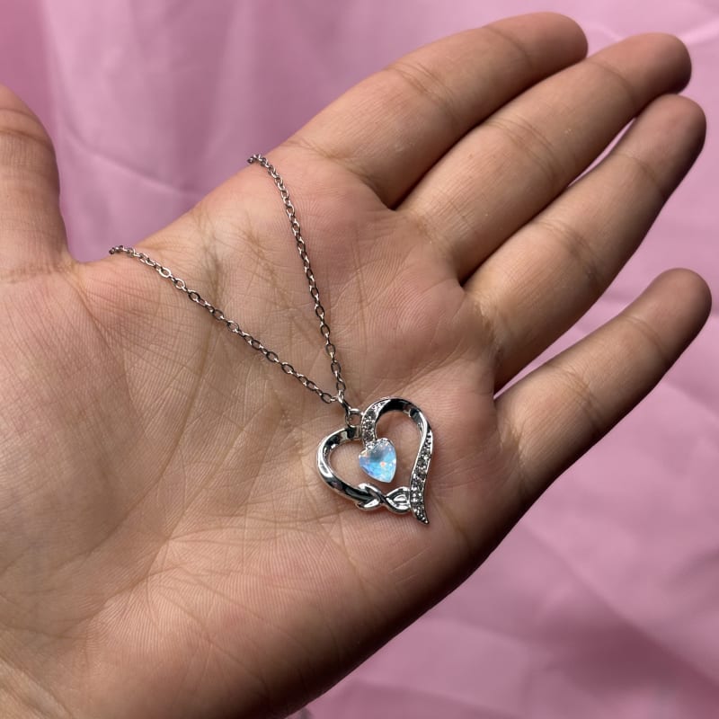 Silver heart necklace