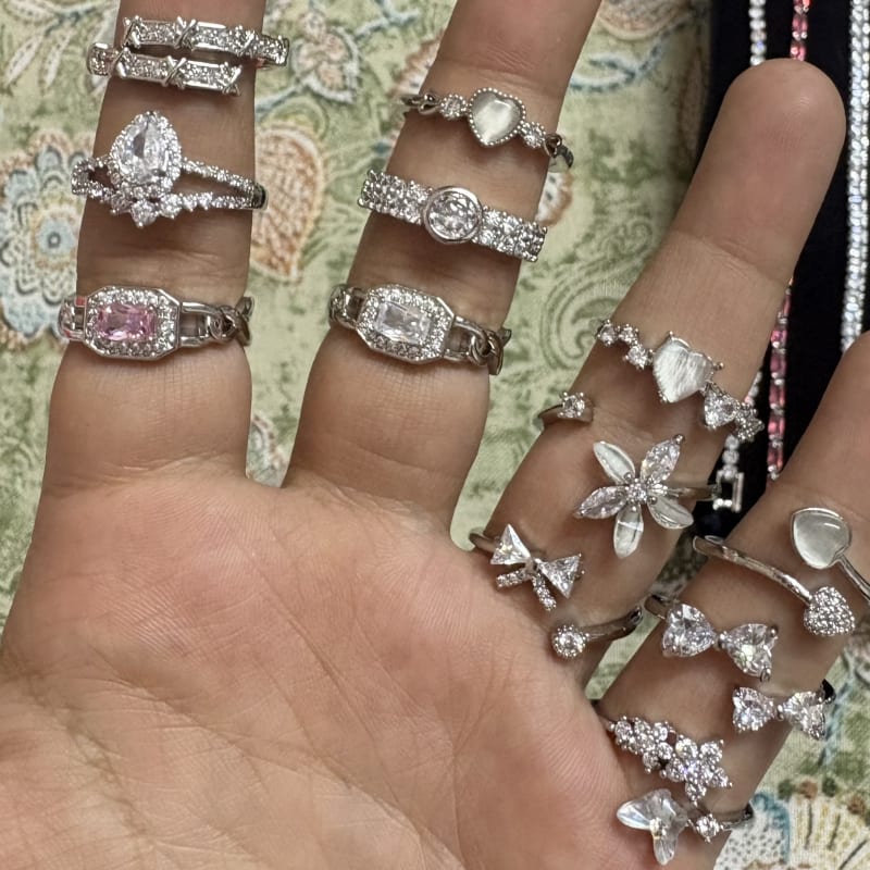 Solitaire ring