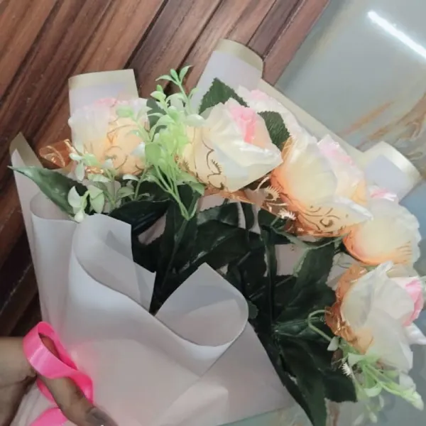 Artificial Rose Flower Bouquet