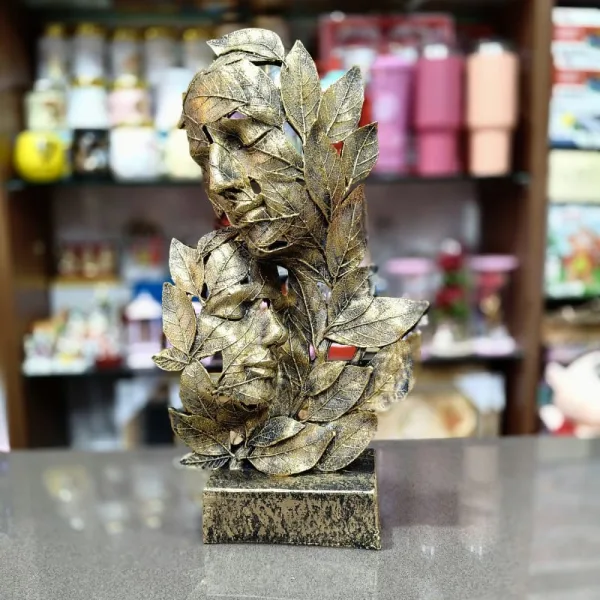 Antique Poly resin Couple