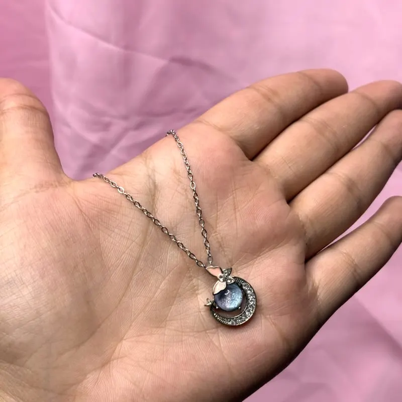 Moon necklace