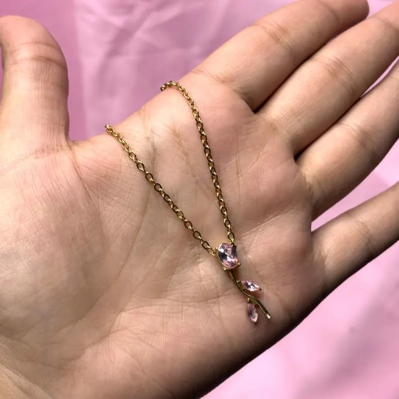 Tulip necklace