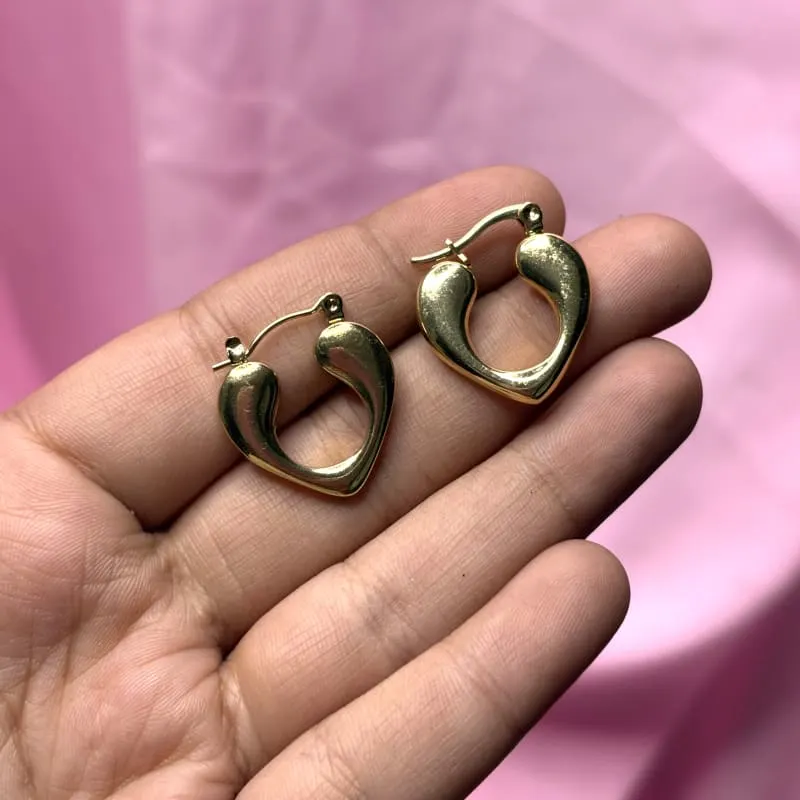 Heart gold hoops