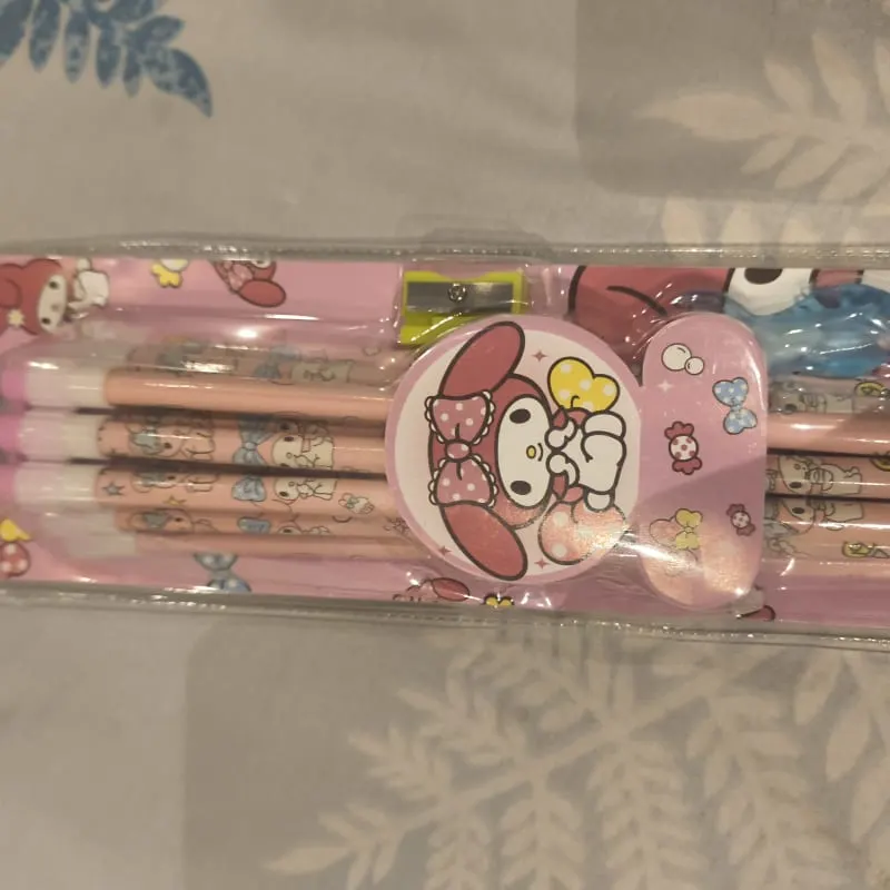 Pink colour wooden pencil set
